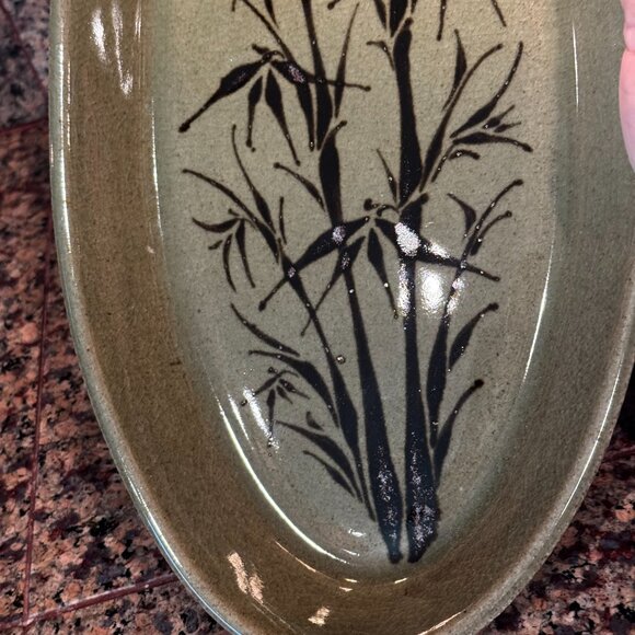 Mark Blumenfeld Pottery Green Brown Glazed Ceramic Oval Serving Platter Leaf Sig